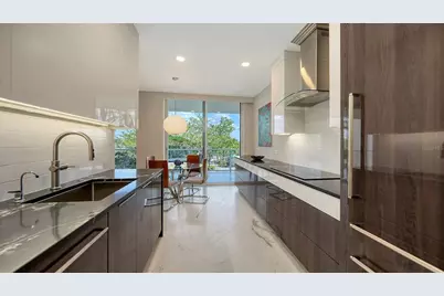 1800 Benjamin Franklin Drive #B208, Sarasota, FL 34236 - Photo 17