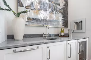 1575 Eastbrook Dr, Sarasota, FL 34231 - Photo 21