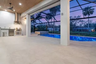 1575 Eastbrook Dr, Sarasota, FL 34231 - Photo 57