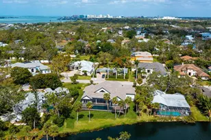 1575 Eastbrook Dr, Sarasota, FL 34231 - Photo 51