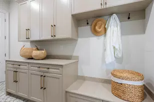 1575 Eastbrook Dr, Sarasota, FL 34231 - Photo 41