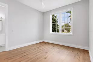 1575 Eastbrook Dr, Sarasota, FL 34231 - Photo 33