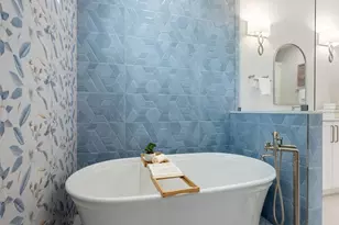 1575 Eastbrook Dr, Sarasota, FL 34231 - Photo 29