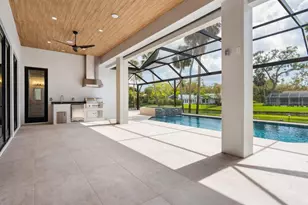 1575 Eastbrook Dr, Sarasota, FL 34231 - Photo 41