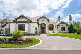 1575 Eastbrook Dr, Sarasota, FL 34231 - Photo 3