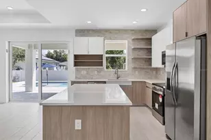 3952 S San Mateo Dr, North Port, FL 34288 - Photo 33