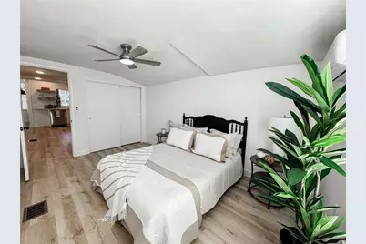 4 Braden Castle Drive, Bradenton, FL 34208 - Photo 9