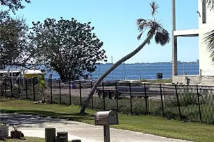 2207 69th Ave W, Bradenton, FL 34207 - Photo 33