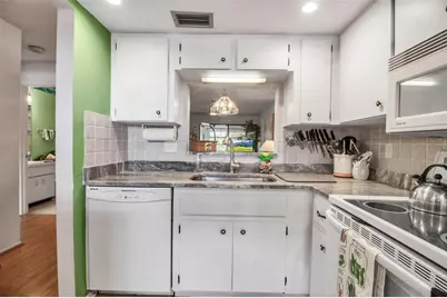 2808 60th Avenue W #1722, Bradenton, FL 34207 - Photo 9