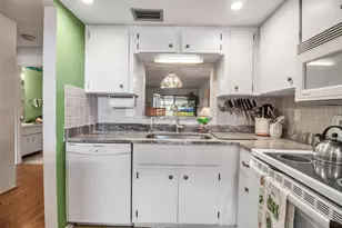 2808 60th Ave W, Bradenton, FL 34207 - Photo 9