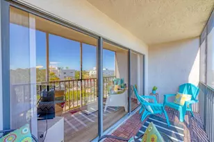 1001 Benjamin Franklin Dr, Sarasota, FL 34236 - Photo 7