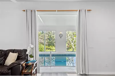 3319 Mayflower Street, Sarasota, FL 34231 - Photo 5