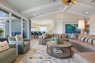 110 10th St S, Bradenton Beach, FL 34217 - Photo 9