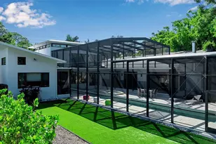 587 47th St, Sarasota, FL 34234 - Photo 37