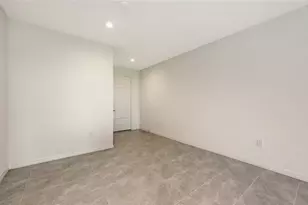 2360 WASHINGTON PALM CT, Bradenton, FL 34212 - Photo 7