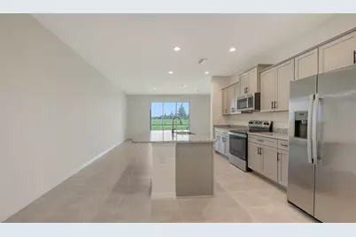 2360 Washington Palm Court, Bradenton, FL 34212 - Photo 9