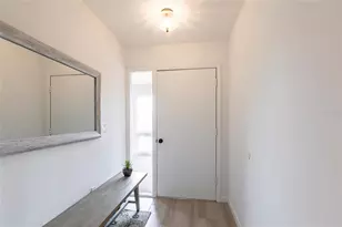 7151 Wood Creek Dr, Sarasota, FL 34231 - Photo 3