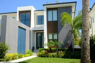 212 S Renellie Dr, Tampa, FL 33609 - Photo 1