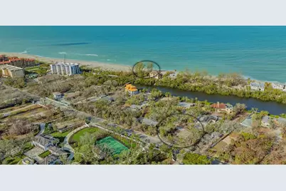 8504 Heron Lagoon Circle, Sarasota, FL 34242 - Photo 23