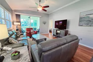 321 Reclinata Cir, Venice, FL 34292 - Photo 7