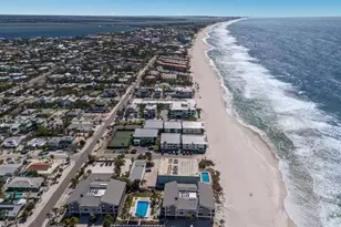 6804 Gulf Dr, Holmes Beach, FL 34217 - Photo 51