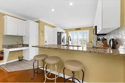 2300 Avenue B, Bradenton Beach, FL 34217 - Photo 45