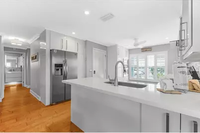 2300 Avenue B, Bradenton Beach, FL 34217 - Photo 11