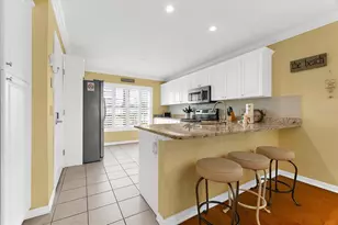 2300 Avenue B, Bradenton Beach, FL 34217 - Photo 43