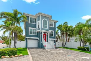 2300 Avenue B, Bradenton Beach, FL 34217 - Photo 3