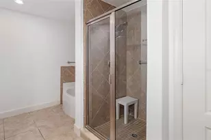 808 3rd Ave W, Bradenton, FL 34205 - Photo 19