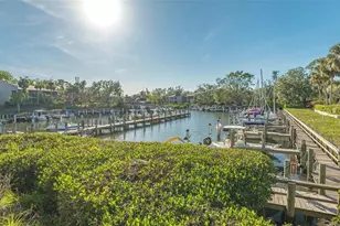 1633 Boathouse Cir, Sarasota, FL 34231 - Photo 33