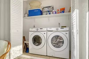 1633 Boathouse Cir, Sarasota, FL 34231 - Photo 31