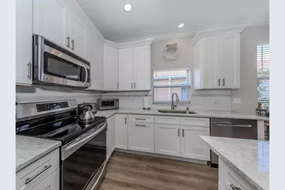 2160 Chenille Court, Venice, FL 34292 - Photo 9