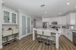 2160 Chenille Ct, Venice, FL 34292 - Photo 7