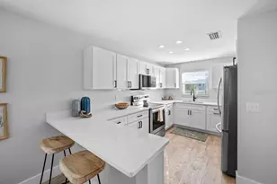 785 Jacaranda Rd, Anna Maria, FL 34216 - Photo 11