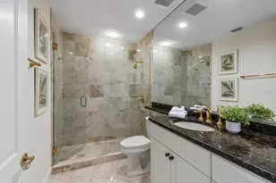 35 Watergate Dr, Sarasota, FL 34236 - Photo 37