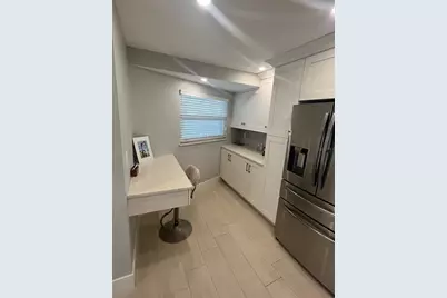 5770 Midnight Pass Road #405, Sarasota, FL 34242 - Photo 15