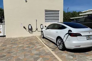 5770 Midnight Pass Rd, Sarasota, FL 34242 - Photo 11