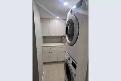 5770 Midnight Pass Road #405, Sarasota, FL 34242 - Photo 27