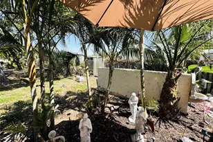 5378 Royal Palm Ave, Sarasota, FL 34234 - Photo 5