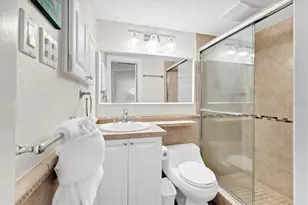 6006 Midnight Pass Rd, Sarasota, FL 34242 - Photo 17