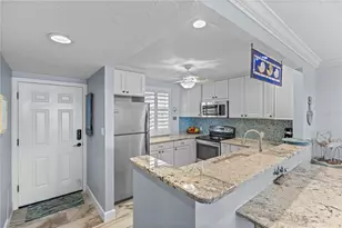 600 Sutton Pl, Longboat Key, FL 34228 - Photo 9