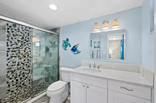 600 Sutton Pl, Longboat Key, FL 34228 - Photo 25