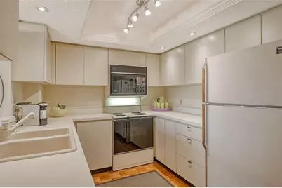 8779 Midnight Pass Road #106H, Sarasota, FL 34242 - Photo 19