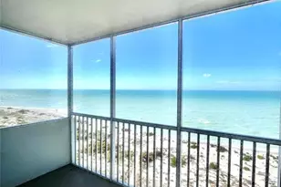 633 Alhambra Rd, Venice, FL 34285 - Photo 1