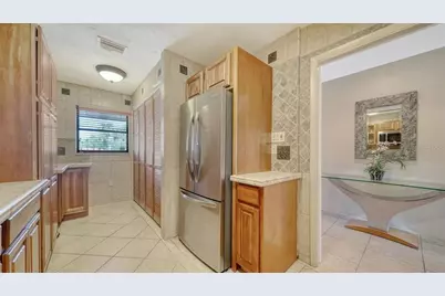 5630 Golf Pointe Drive #205, Sarasota, FL 34243 - Photo 9