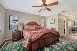 5630 Golf Pointe Dr, Sarasota, FL 34243 - Photo 15