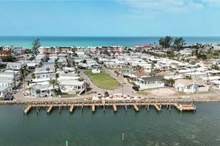 2601 Gulf Dr N, Bradenton Beach, FL 34217 - Photo 15