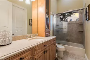 1102 Horizon View Dr, Sarasota, FL 34242 - Photo 37