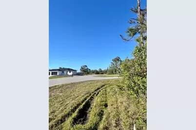 15249 Red Head Avenue, Port Charlotte, FL 33981 - Photo 9